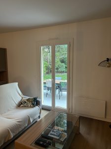 2025 10 31 fenetre renovation Arsac Menuiserie Couton e1761833238867 225x300 - 2025-10-31-fenêtre-rénovation-Arsac-Menuiserie-Couton