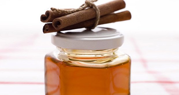 17 choses qui arrivent à votre corps lorsque vous consommez du miel et de la cannelle tous les jours