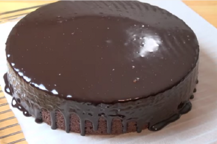 Recette de gâteau fudge au chocolat prêt en 10 minutes!