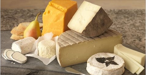 Bonne nouvelle : manger du fromage permettrait de vivre plus longtemps !