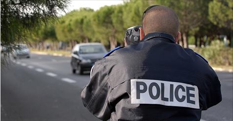 Des policiers dévoilent la seule astuce qui est infaillible pour ne jamais payer d’amende