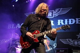 BLACK STAR RIDERS (Live at O2 Academy, Newcastle, U.K., December 7, 2013)
