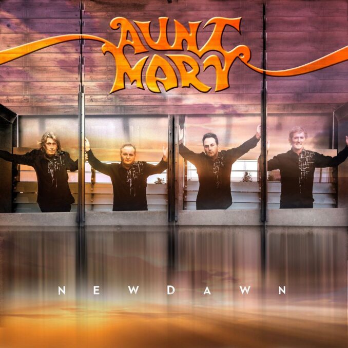 AUNT MARY - New Dawn AUNT MARY - New Dawn