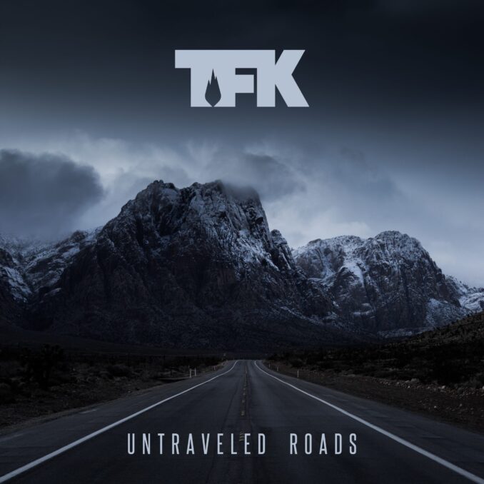 THOUSAND FOOT KRUTCH - Untraveled Roads THOUSAND FOOT KRUTCH - Untraveled Roads