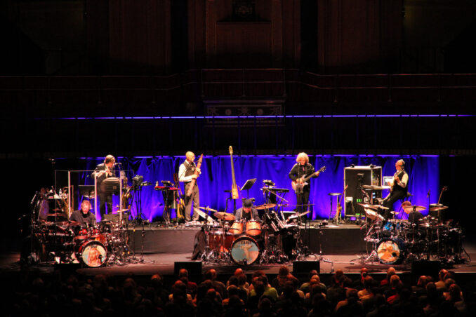 KING CRIMSON (Live at The Royal Albert Hall, London, U.K., June 18, 2019) KING CRIMSON (Live at The Royal Albert Hall, London, U.K., June 18, 2019)