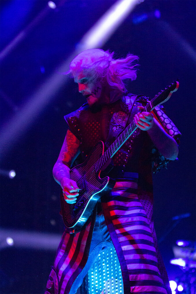 JOHN 5 (Live at the Moda Center, Portland, OR, USA, August 2, 2019)