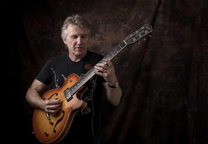 Rik Emmett Rik Emmett