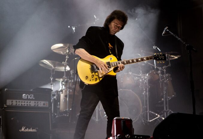 Steve Hacket (Live at The City Hall, Newcastle, U.K., October 16, 2021) Steve Hacket (Live at The City Hall, Newcastle, U.K., October 16, 2021)
