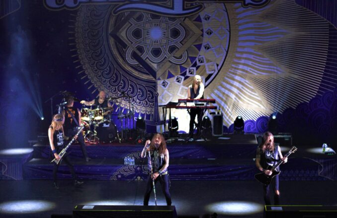 AMORPHIS (Live at L'Olympia, Paris, France, November 19, 2022) AMORPHIS (Live at L'Olympia, Paris, France, November 19, 2022)