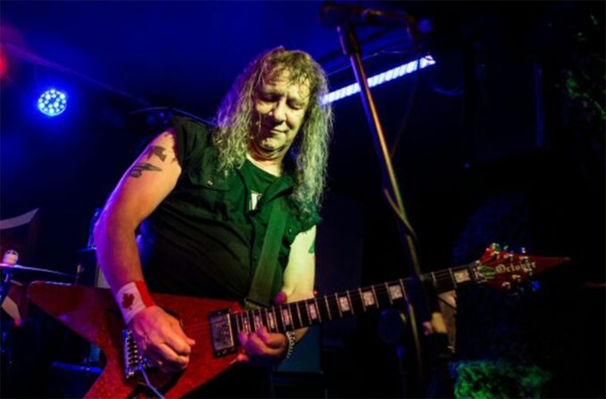anvil-Mick Burgess-2022-cropped-for-featured-image "Lips" Kudlow of Anvil on stage. Image by Mick Burgess.