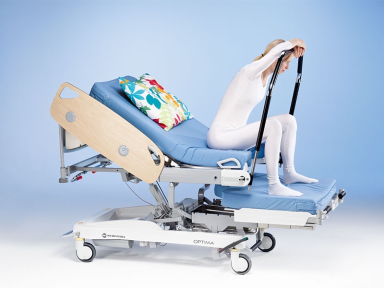 optima-birthing-bed-3__800x600