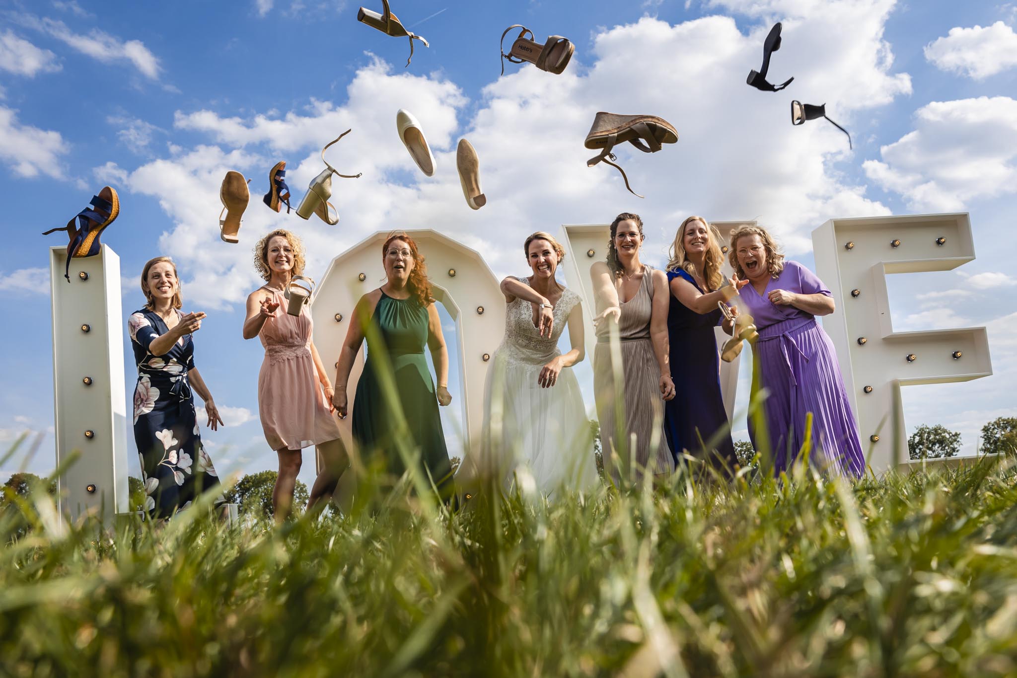 Trouwfotograaf-Doetinchem-trouwschoenen-WIjngoed-Montferland-Gendringen-Fotograaf-Achterhoek