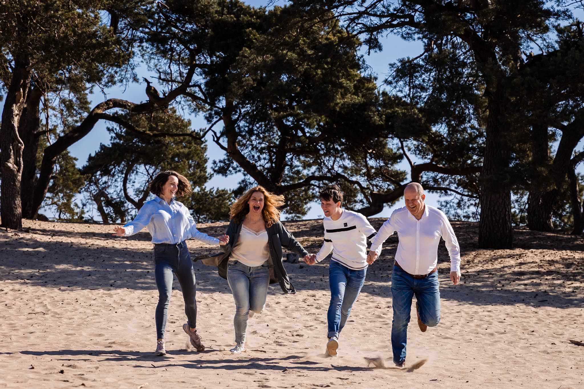 Gezinfotoshoot Soesterduinen in Soest door fotograaf Michael Basten uit Doetinchem