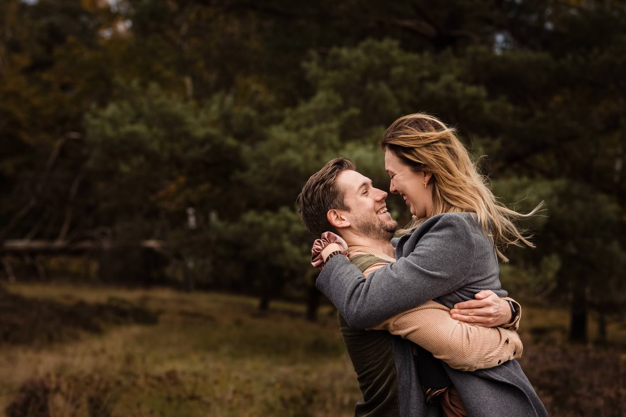 Herfst lovefotoshoot bij Heumensoord in Nijmegen