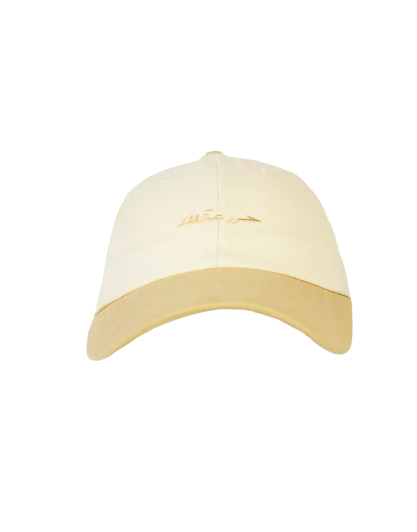 cap-creme-front-