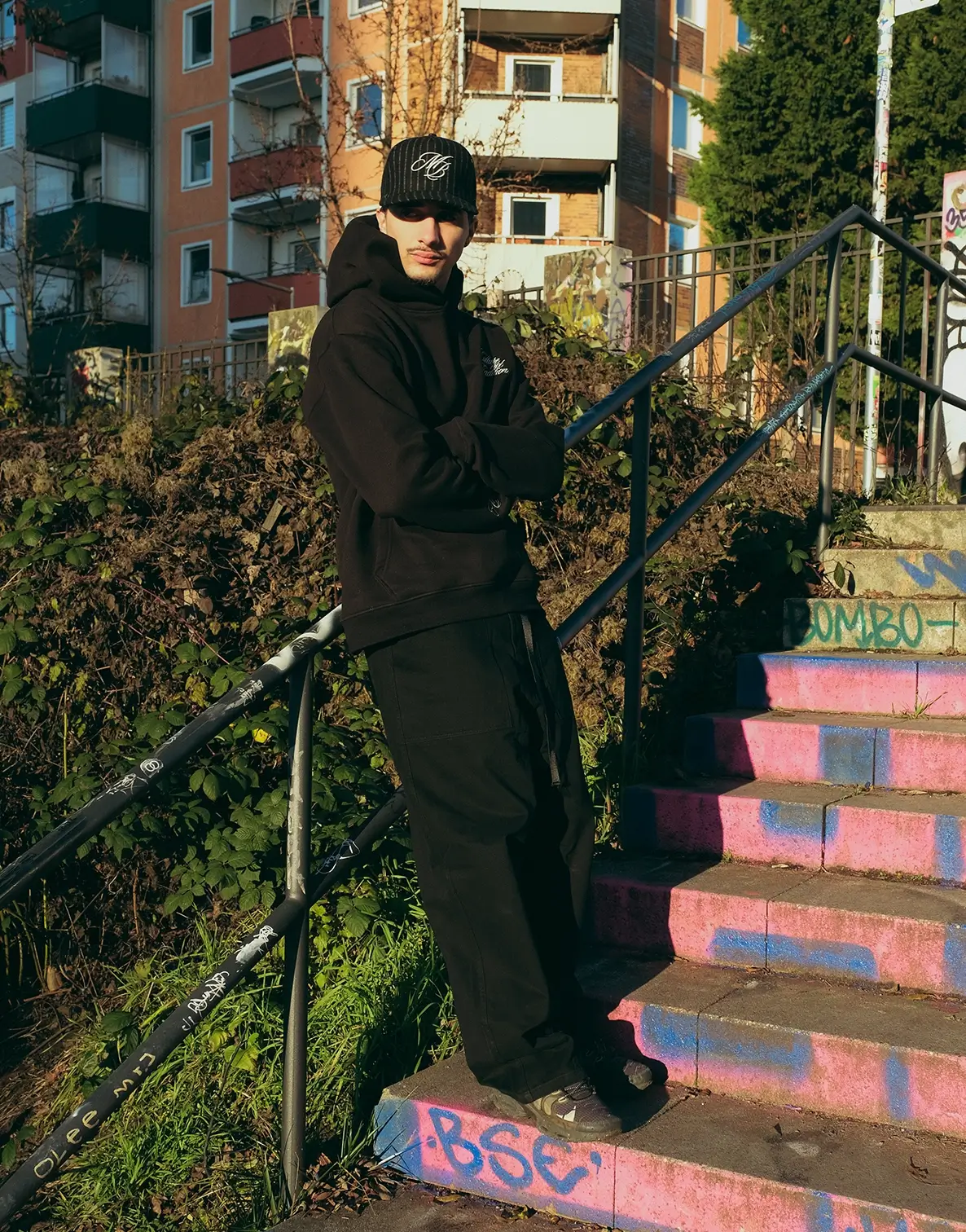 Momentum Pants - Black - Image 4