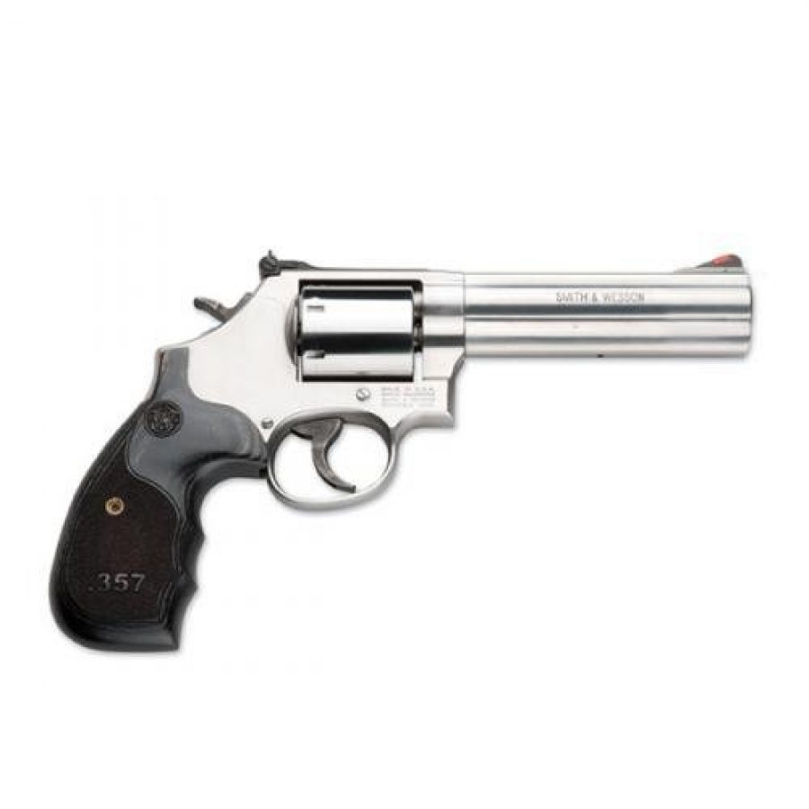 Smith & Wesson Model 686 Plus 3-5-7 Magnum