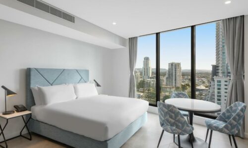 Meriton Suites Studio