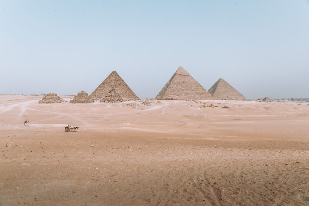 Visit The Pyramids of Giza without a guide + the 5 best viewpoints