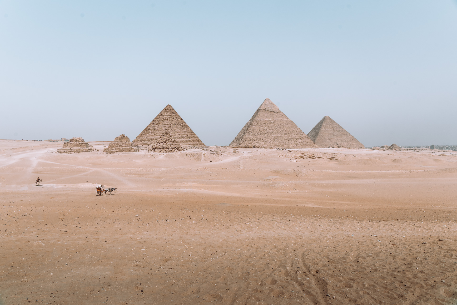 Visit The Pyramids of Giza without a guide + the 5 best viewpoints