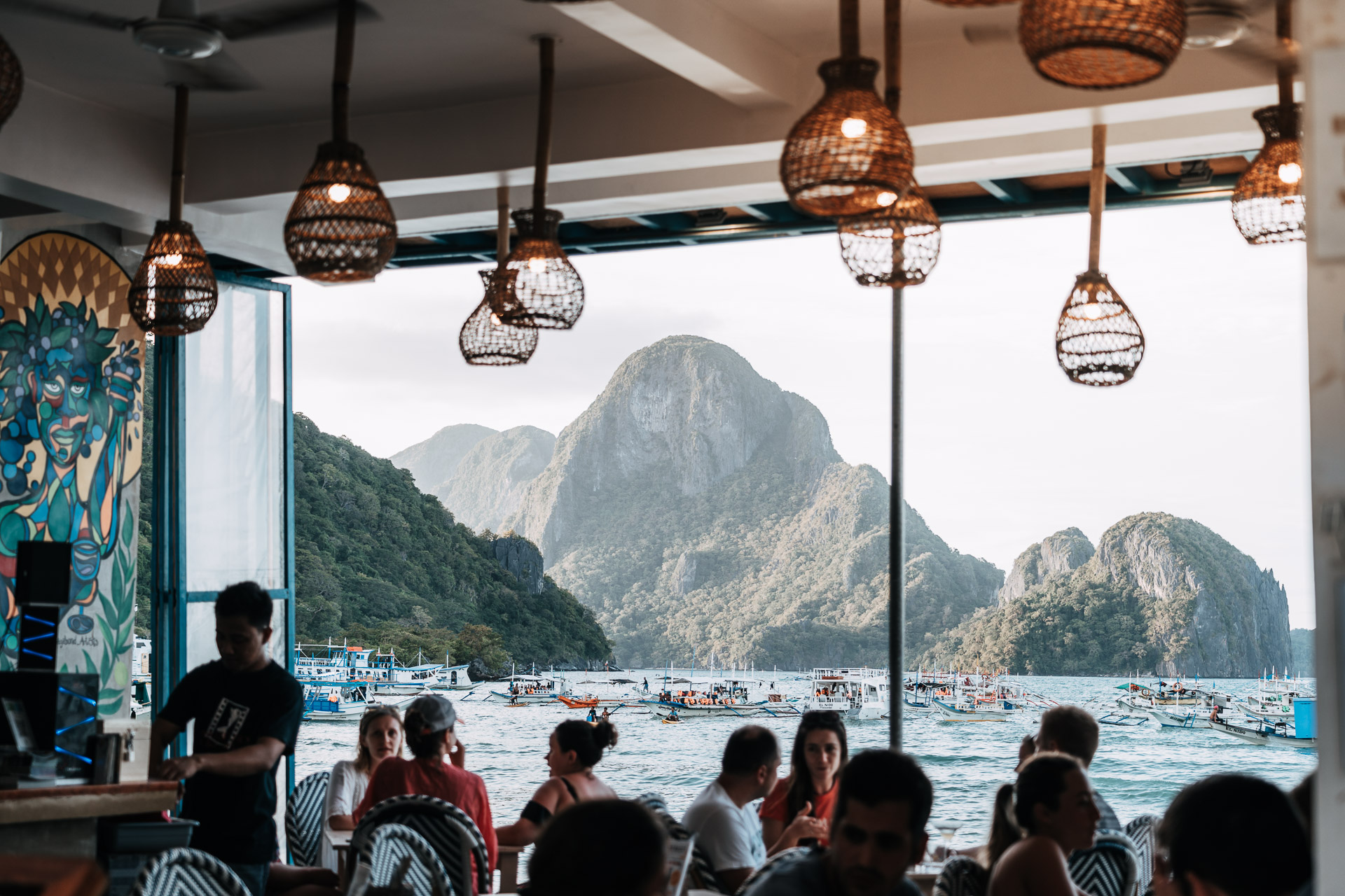 Cafe in El Nido - BLOGPOST HQ