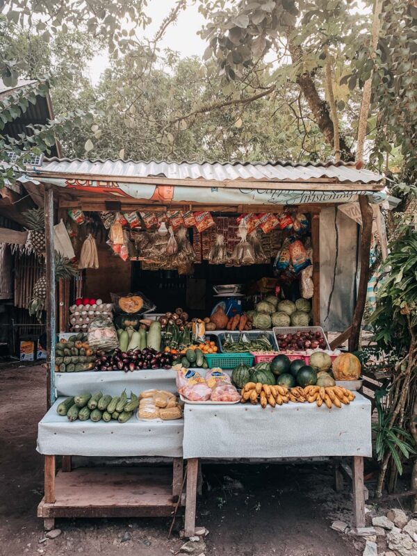 Food stall along to way to Puerto Pinseca- BLOGPOST HQ