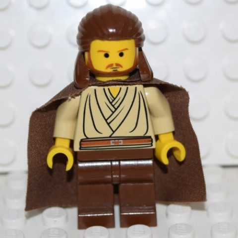 Sw0027 Qui-Gon Jinn (Yellow Head)