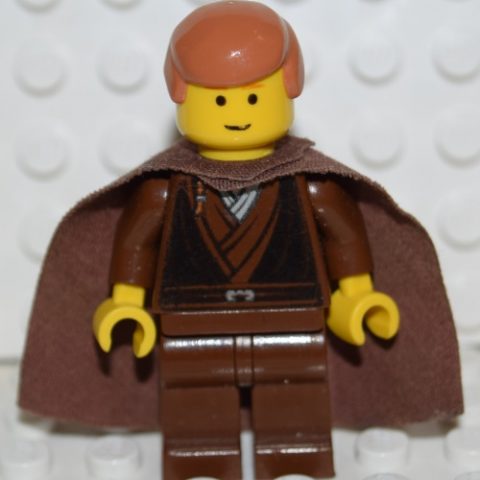 Sw0099 Anakin Skywalker, Mantel
