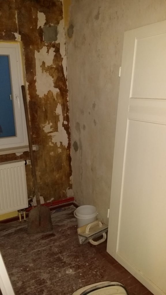 unfertiges Badezimmer