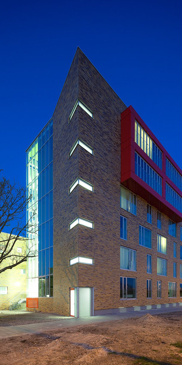 Rivierenhof-600x1200_0000_Laag 1