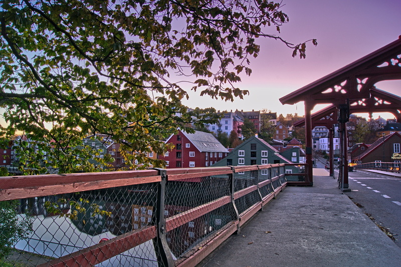 Brücke in der Altstadt Trondheims