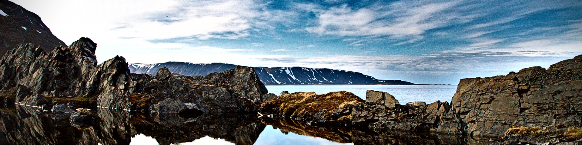 bloggen angefangen norwegsiche Landschaft am Meer Berlevåg
