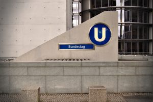 Berlin U-Bahnstation Bundestag Blogparade was bedeutet mir Demokratie