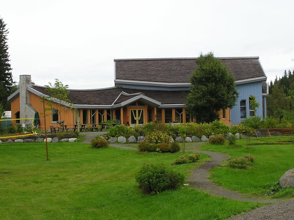 Kulturhaus yggdrasil jøssåsen landsby norwegen