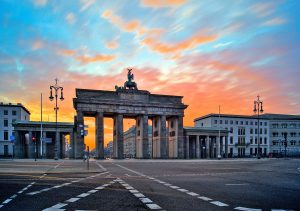 Brandenburger Tor im Sonnenaufgang Berlin Deutschland, Fotoparade 2020