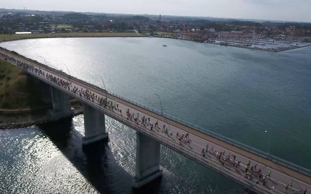 Løb halvmaraton over tre Fynske Broer