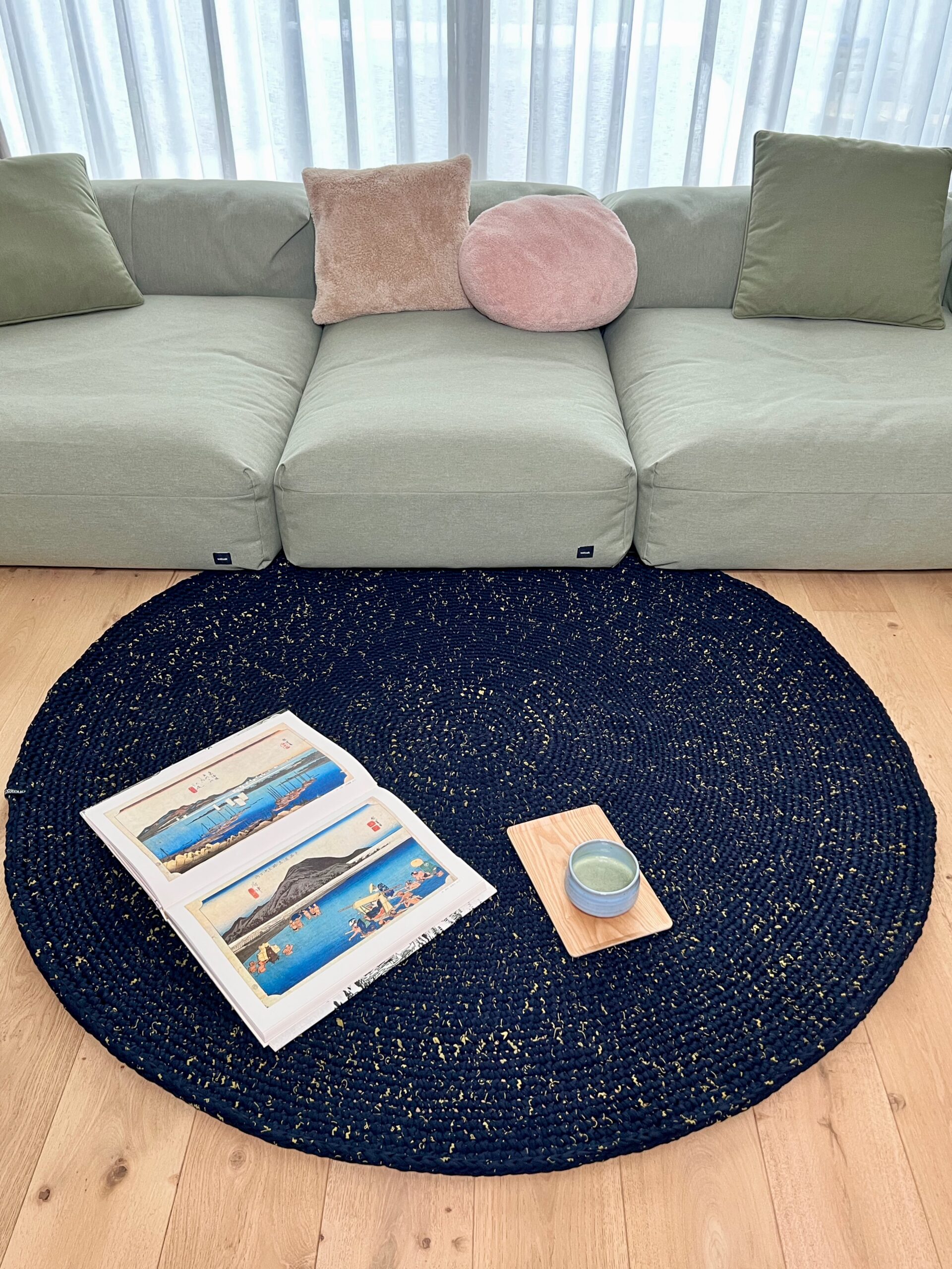 Yozora Maxi Crochet Rug - Midnight Blue/Gold (170cm)