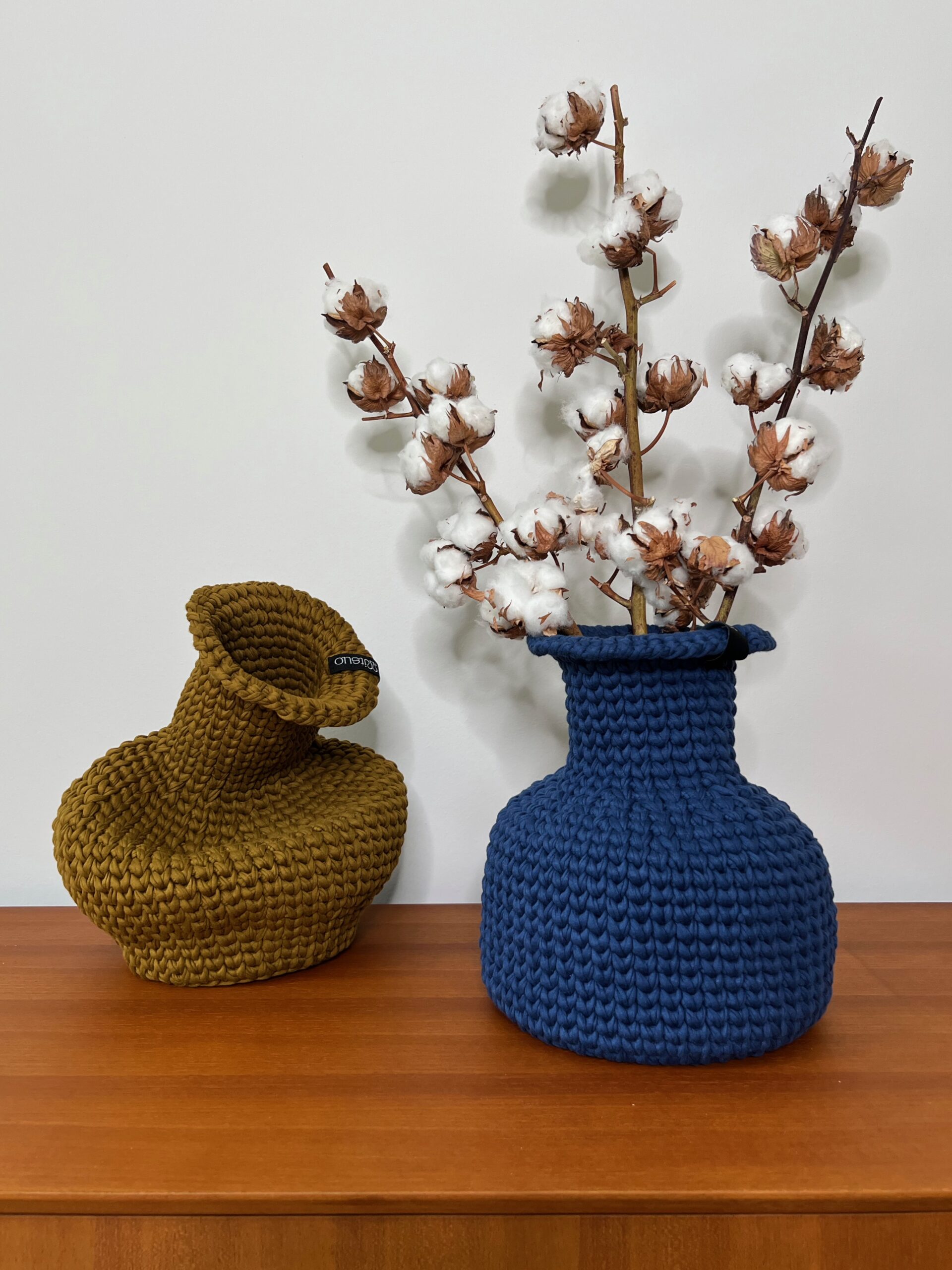 Shinkai Medium Crochet Vase - Dark Navy - Image 3