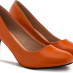 Koningsdag 2025: outfit inspiratie en tips voor leuke activiteiten 21 Koningsdag 2025 oranje pumps