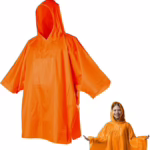 Koningsdag 2025: outfit inspiratie en tips voor leuke activiteiten 11 Koningsdag 2025 oranje regenponcho