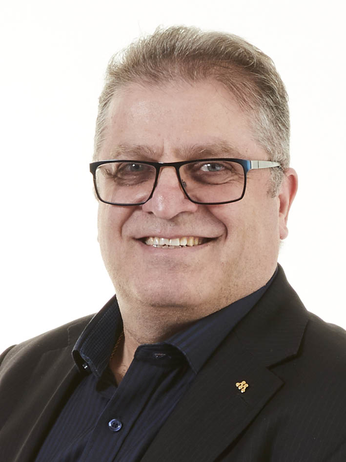 Elias Assio