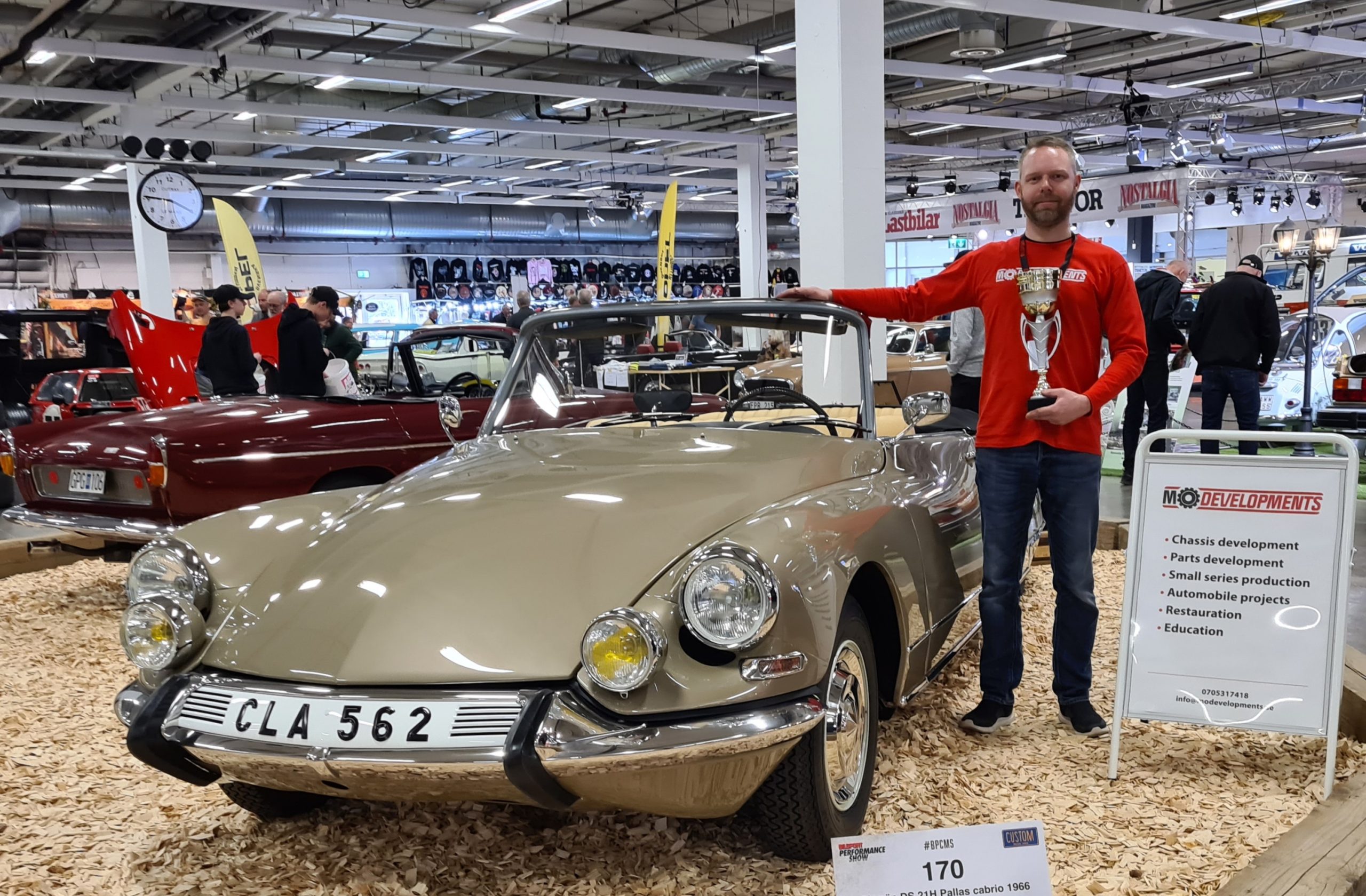 modevelopments classic car renovation paint interior veteranbil renovering lackering inredning citroen ds