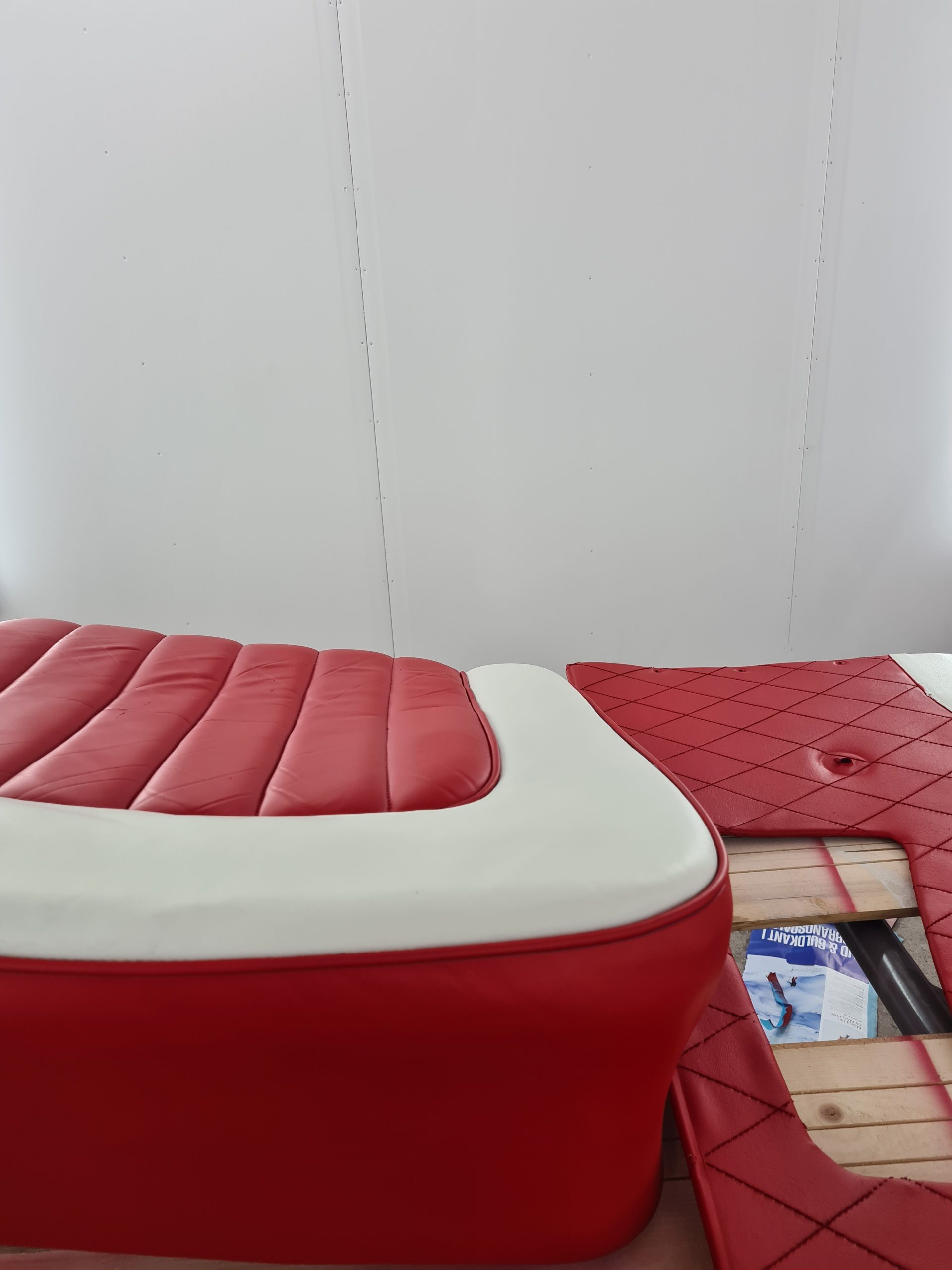 modevelopments classic car renovation paint interior veteranbil renovering lackering inredning