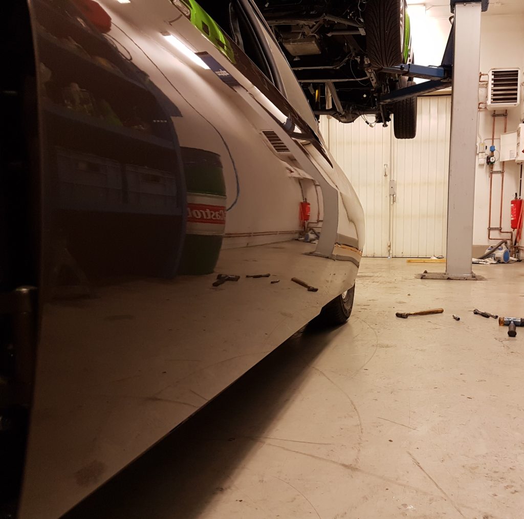 modevelopments classic car renovation paint interior veteranbil renovering lackering inredning citroen sm