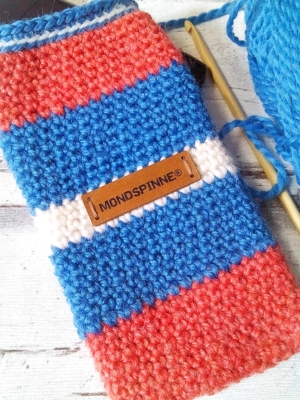 Handytasche "Stripes" von Mondspinne