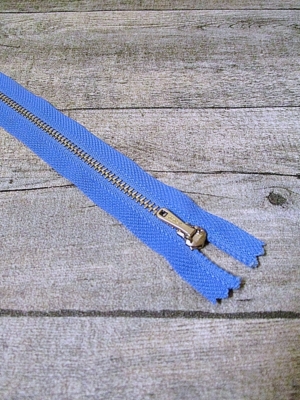 Reißverschluss himmelblau altsilber 18 cm lang 2,7 cm breit YKK - MONDSPINNE