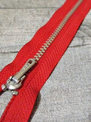 Reißverschluss rot altsilber 18 cm lang 2,7 cm breit YKK - MONDSPINNE