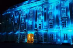 2nd-Prize-Innsbruck-building-lit-for-Winter-Fair-Christine-R-scaled