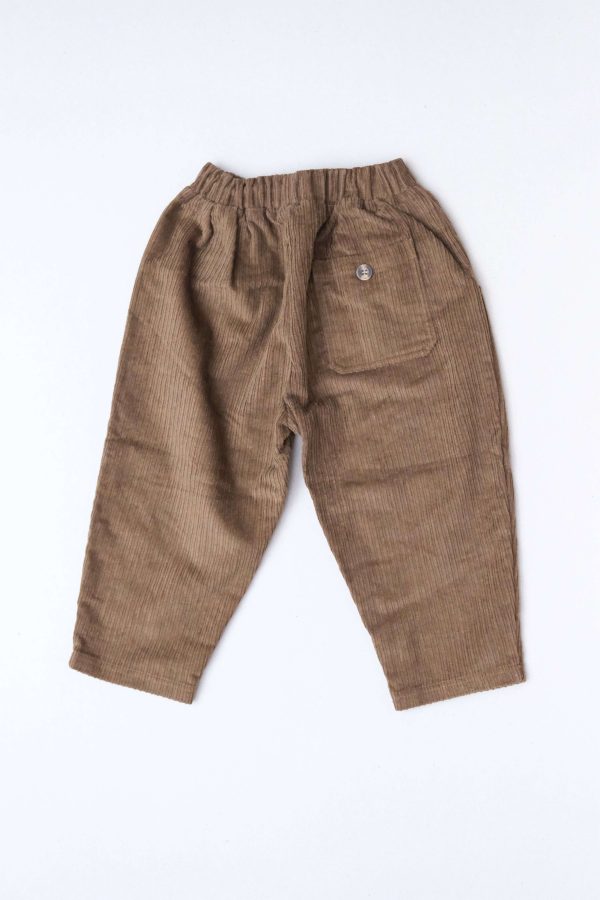 flatlay of the Barney Pants in Brown by the brand Alfred