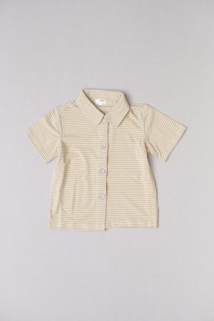 flatlay of the Theodore Shirt in Cream by the brand Alfred